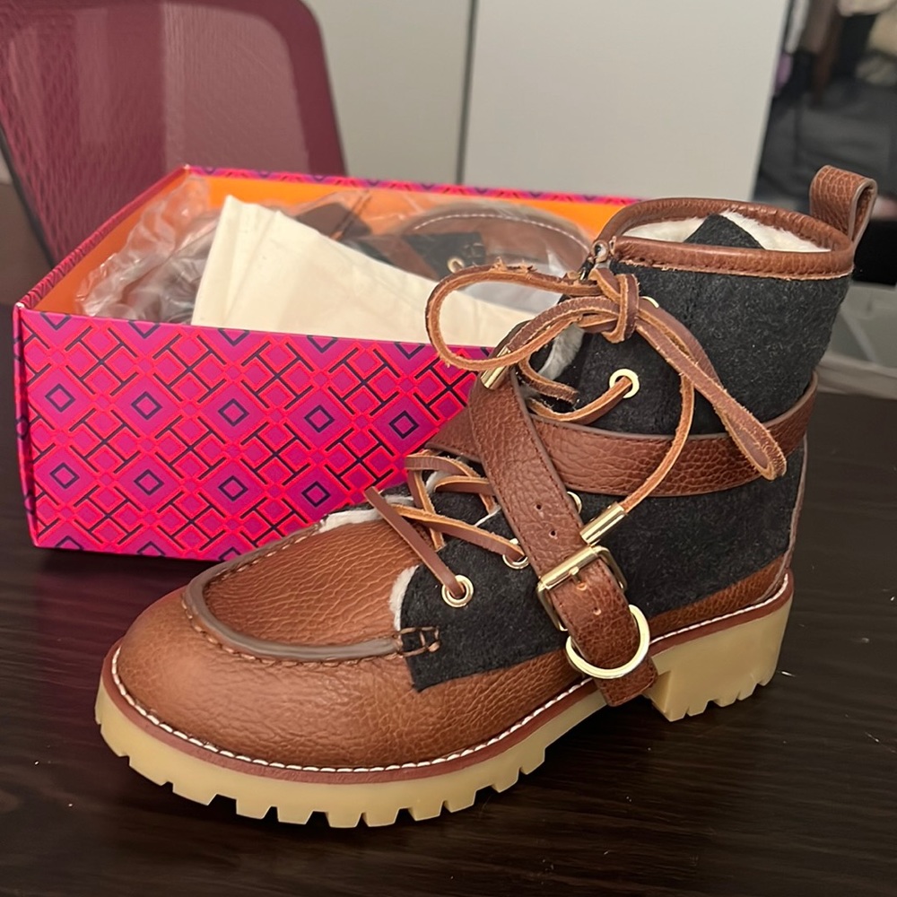 TORY BURCH BOOTS NWT samson bootie tumbled leather /flannel fabric